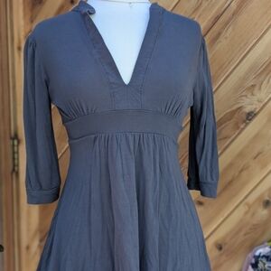 Gray V-Neck Blouse with 3/4 Sleeves